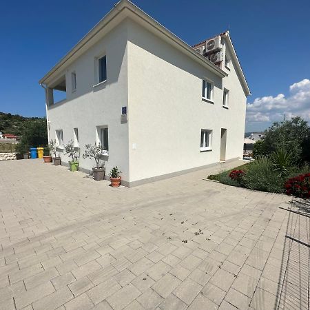 Holiday Home Mb Ražanj Zewnętrze zdjęcie