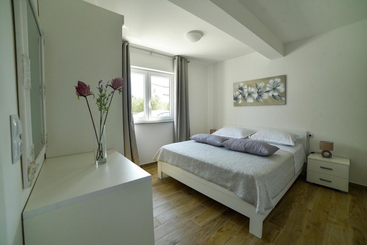 Holiday Home Mb Ražanj Zewnętrze zdjęcie