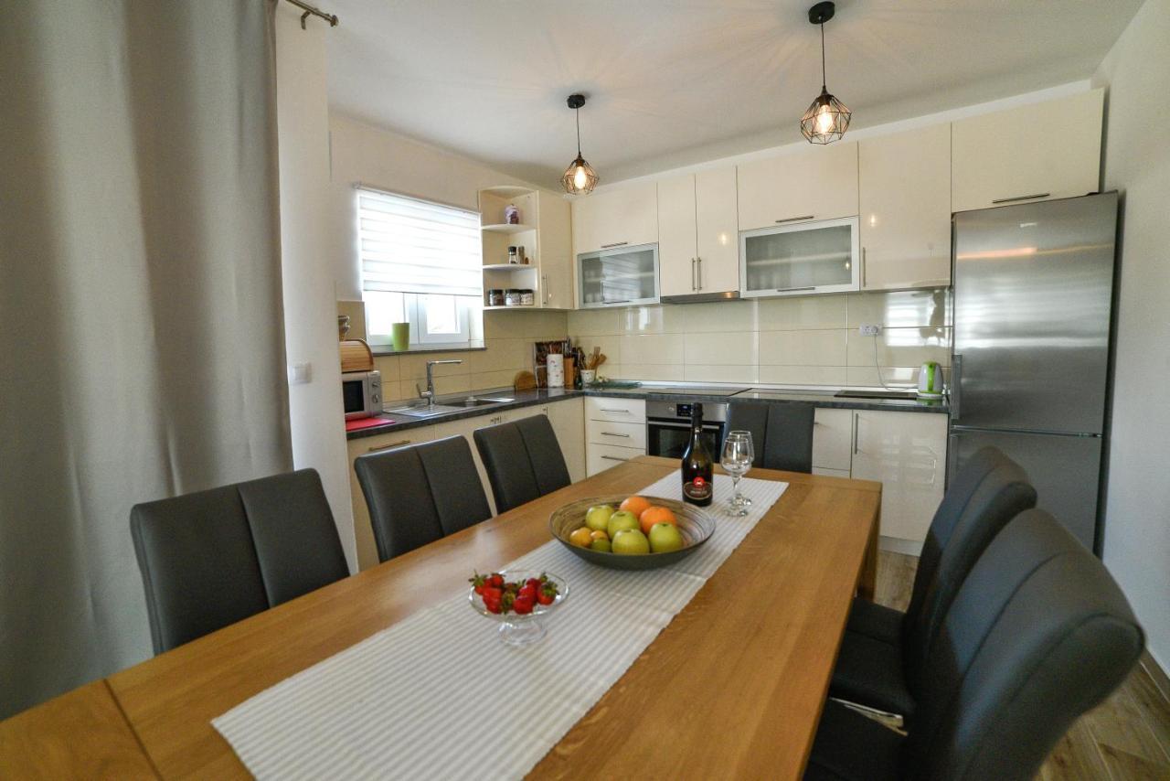 Holiday Home Mb Ražanj Zewnętrze zdjęcie
