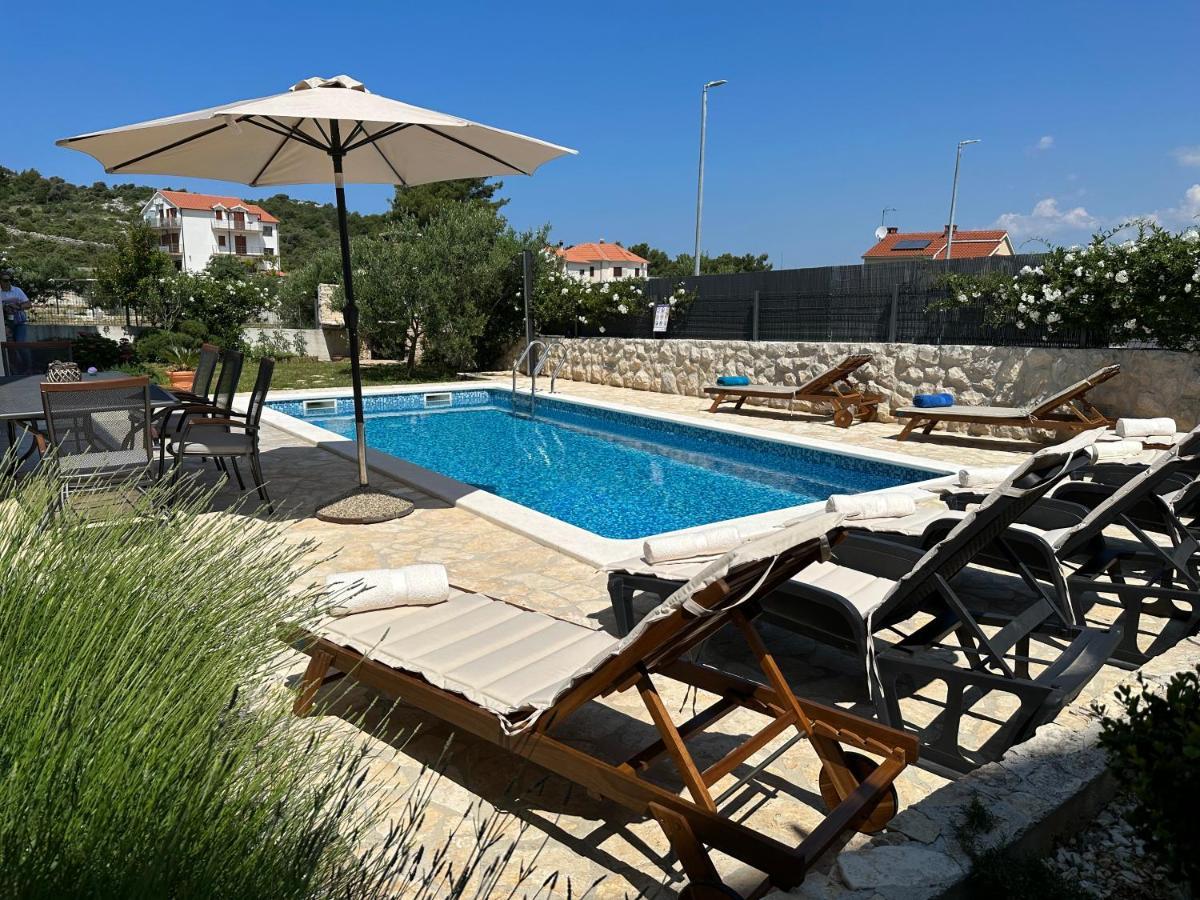 Holiday Home Mb Ražanj Zewnętrze zdjęcie