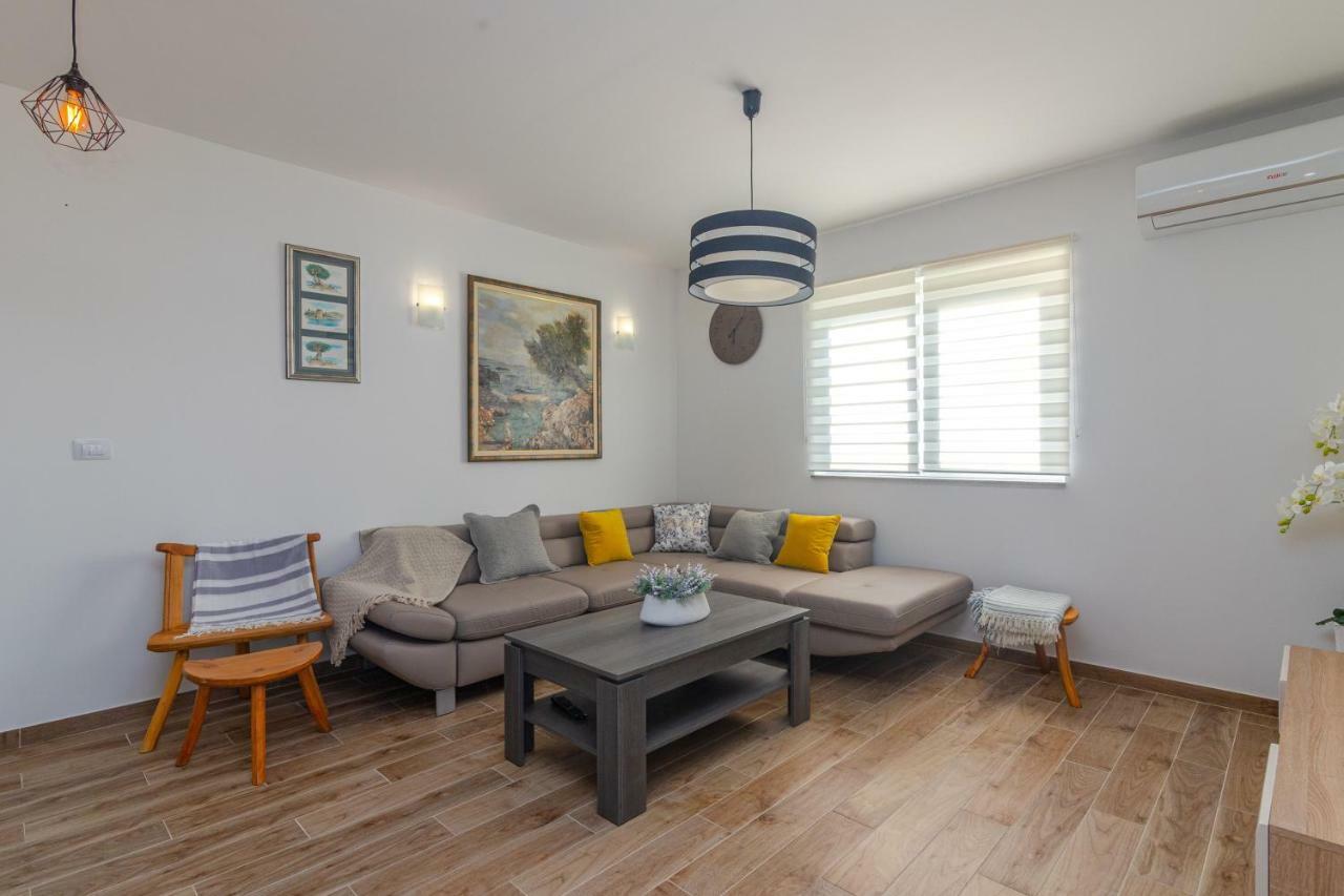 Holiday Home Mb Ražanj Zewnętrze zdjęcie