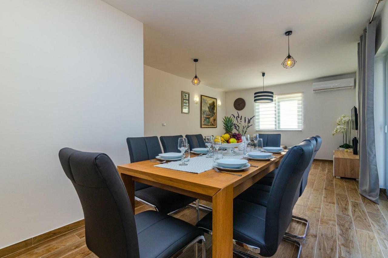 Holiday Home Mb Ražanj Zewnętrze zdjęcie